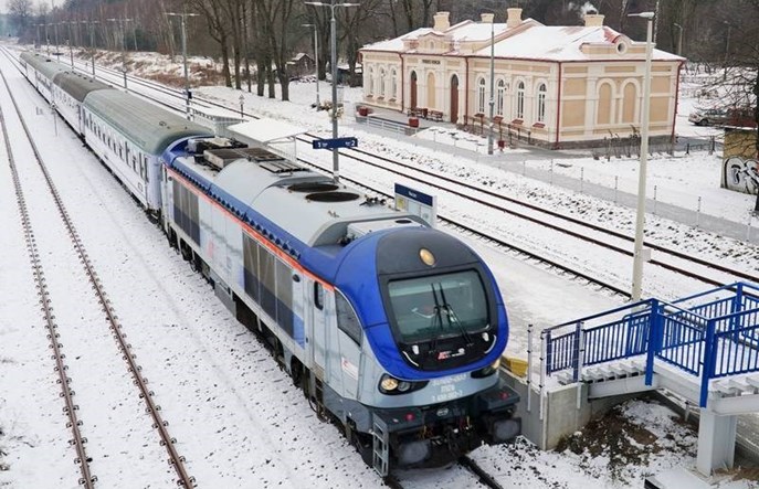 Ten prosty trik pozwolił wydłużyć IC Hańcza. Zobacz, ile wagonów!