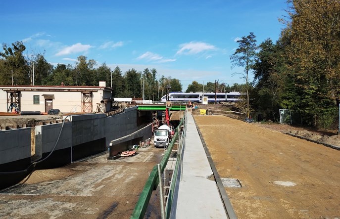 Łódź – Koluszki: Wiadukt w Bedoniu jeszcze nieco później 