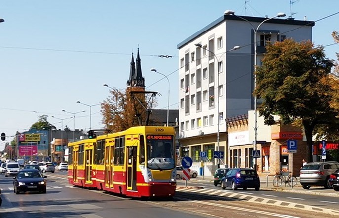 Pabianice: Udany pilotaż linii dowozowej do tramwaju 