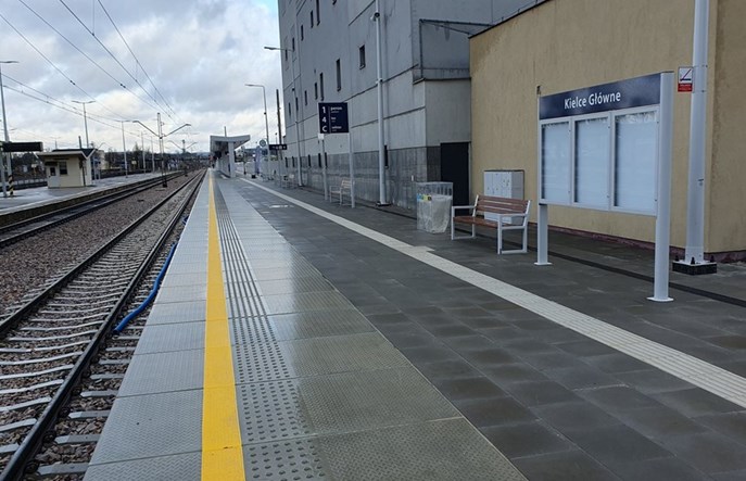 Centrum zamiast Wsi. Przystanki kolejowe z nowymi nazwami 