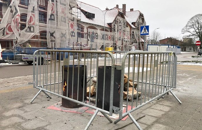 Szczecinek. Samorządowy dworzec zamknięty, są za to koksowniki