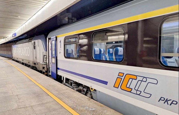 Strategia taborowa PKP Intercity nieco kuleje