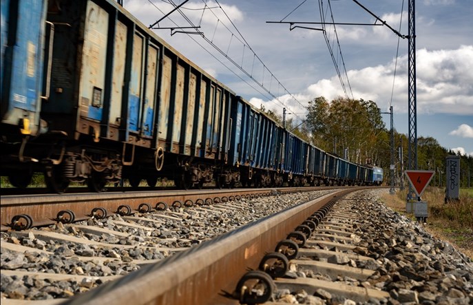 Jak zmieniają się przewozy towarów koleją?