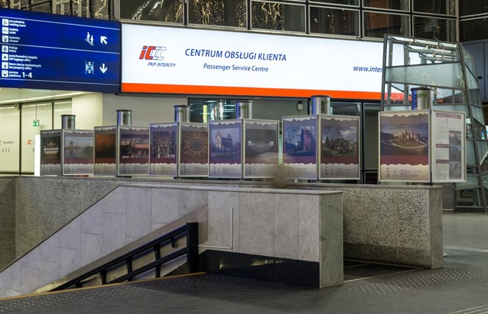 Obsługa wymagającego klienta w transporcie zbiorowym – jak radzić sobie w stresujących sytuacjach?