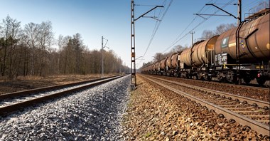 UTK przeanalizował dekadę przewozów ładunków niebezpiecznych na kolei