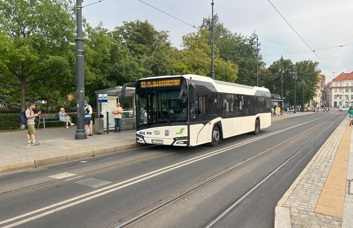 Toruń unieważnia przetarg na hybrydy