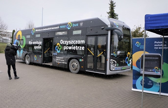 Chełm podpisał umowę na dostawy 26 autobusów wodorowych NesoBus 