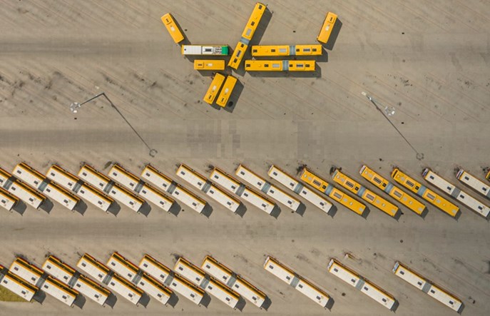 Łódź z ofertami na najem 63 autobusów