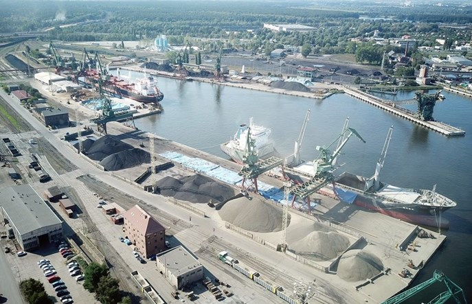 Grabarczyk: Budujmy KDP, by uwolnić przepustowość dla towarów