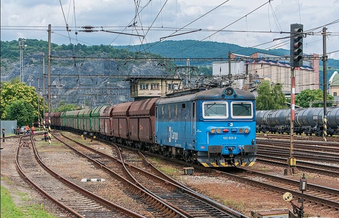 Česká republika: Ruské kybernetické útoky proti železniční infrastruktuře