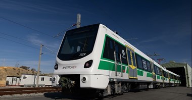 Alstom dostarczył pierwszy nowy pociąg do Metronet Perth w Australii 