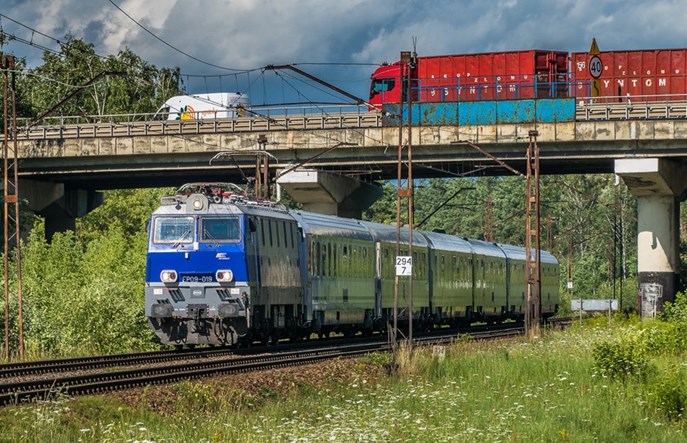 Tylko jedna oferta na system CRM dla PKP Intercity 