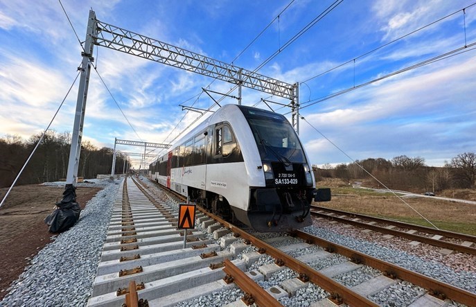 Rekordowy bilet weekendowy na majówkę w Polregio i nie tylko