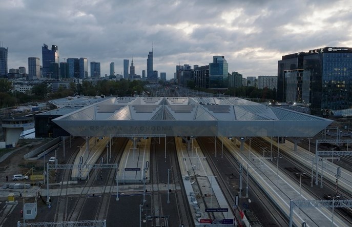 PLK podsumowuje opóźnienia po awarii na Warszawie Zachodniej