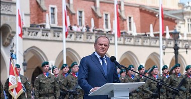 Tusk: 10 mld na umocnienie granicy wschodniej. "Wara od Polski, Polska jest silna" 