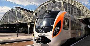 Ukraina: Duża popularność połączeń kolejowych z Polską 