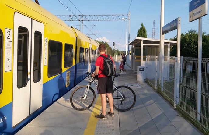 Rower w pociągu – co warto wiedzieć