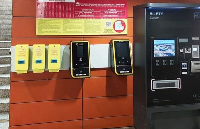 Kolej w systemie FALA na Pomorzu dopiero jesienią