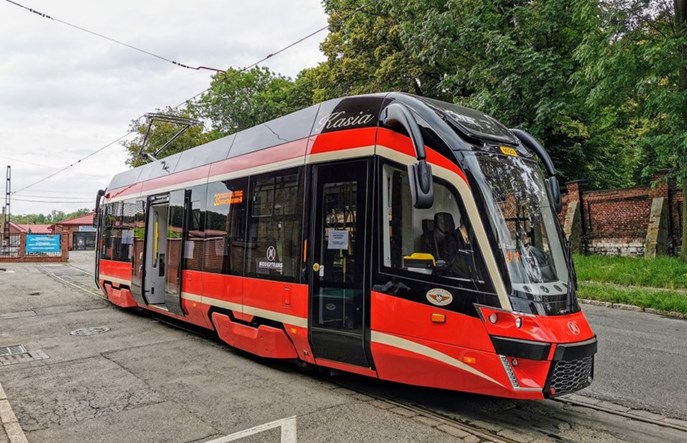 Tramwaje Śląskie z jedną ofertą na dostawę krótkich tramwajów