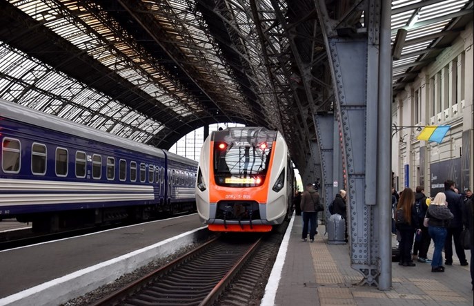 MI: Popyt na połączenia z Ukrainą rośnie 