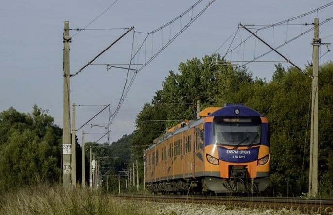 PLK: Zatrzymano sprawcę nadawania nielegalnych sygnałów w łączności kolejowej