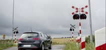 Czy przejazdy kolejowo-drogowe można zastąpić wiaduktami?