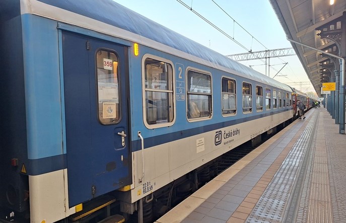 PKP Intercity: Nadchodzi koniec starych czeskich wagonów i ośmiomiejscowych przedziałów