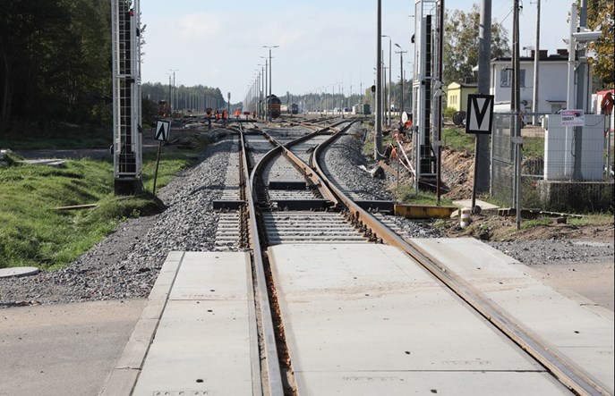 Ruch kolejowy na Białoruś wstrzymany, autobusowy – nie