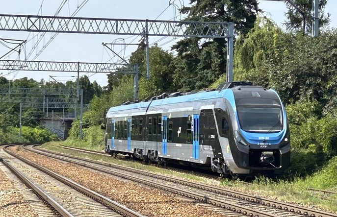 Pierwszy Plus w końcu szykowany do debiutu