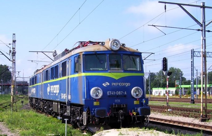 Kto jest winny kryzysu w PKP Cargo? Wojewódka odpowiada Samkowi