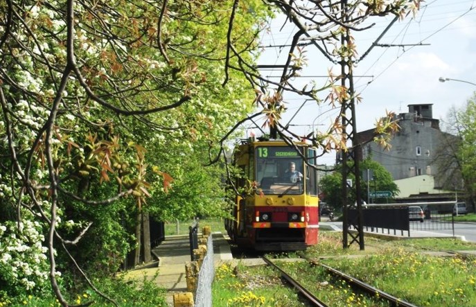 Łódź: Początek inwestycji na Niższej. Na razie – demontaż