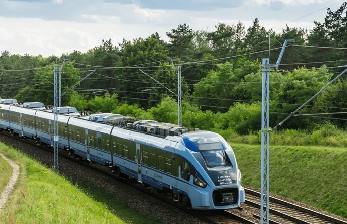 Nocny IC „Karkonosze” wraca do Łodzi i Ostrowa Wlkp.