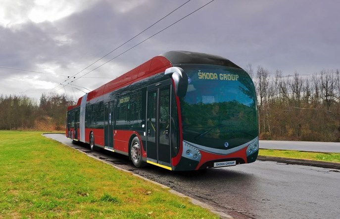 Czeskie Budziejowice z planem na trolejbus do lotniska 