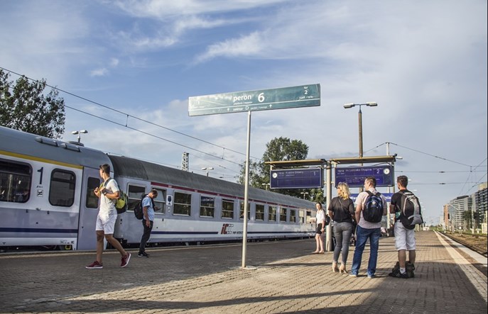 Rekordowy sierpień w kolejowych przewozach pasażerskich
