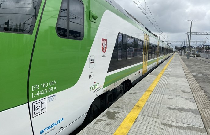 Mazowieckie: Skomunikujemy autobusy regionalne z pociągami KM