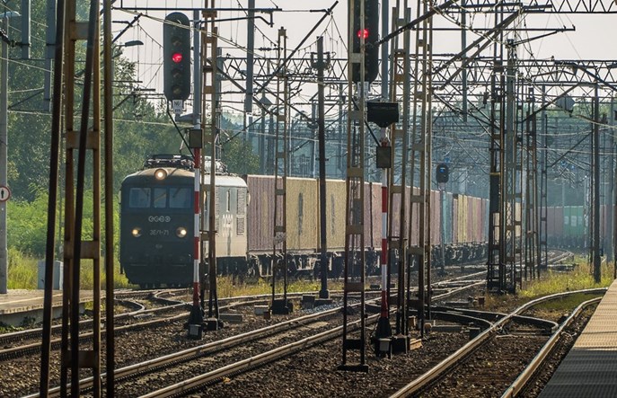 Ile towarów przewiozła kolej we wrześniu 2024?