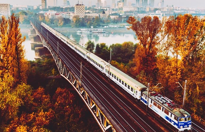 PKP Intercity: W długi weekend listopada blisko milion pasażerów