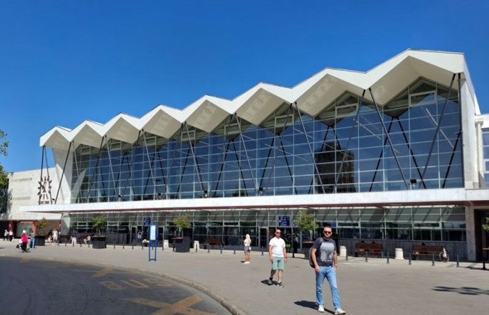Serbia: Zamieszki po katastrofie na dworcu w Nowym Sadzie
