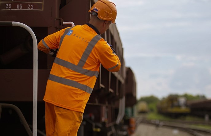 Delikatne spadki zatrudnienia u kolejowych zarządców infrastruktury