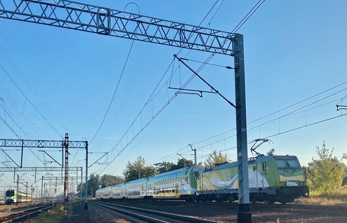 Mazowieckie: Więcej pociągów przyspieszonych już za miesiąc 