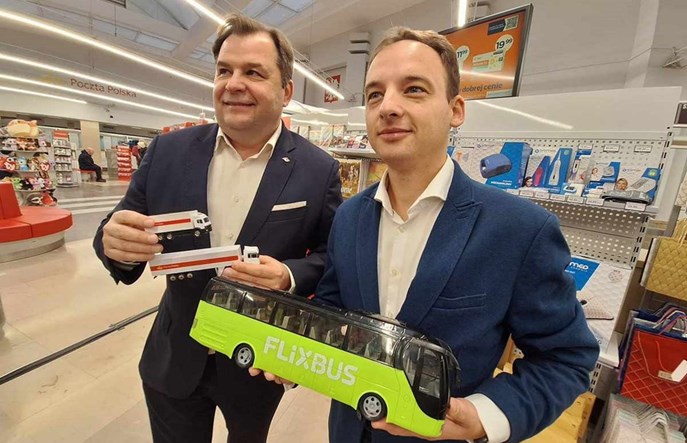 Spółki Poczty Polskiej z opcją zakupu biletów Flixbusa