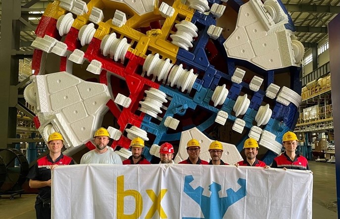 Podłęże–Piekiełko. Tarcza do drążenia tuneli płynie do Polski