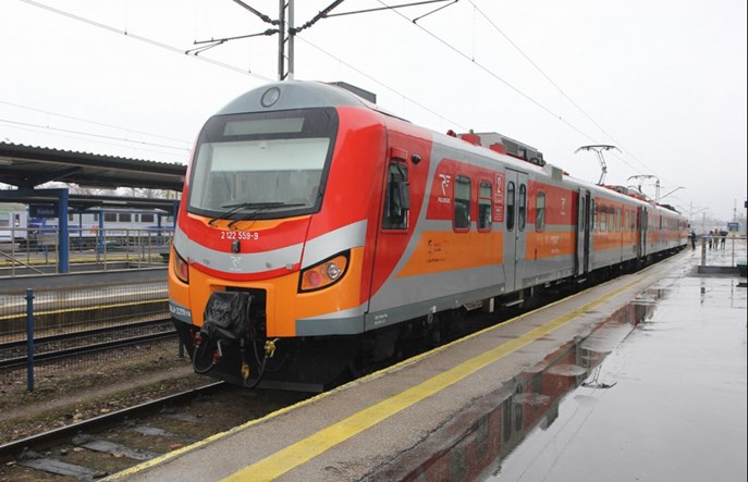 Łódzkie nie będzie dotować nowego pociągu Polregio do Kielc 