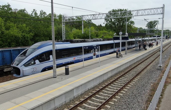 PKP IC: Więcej pociągów z Lubelszczyzny na Podkarpacie, ale konieczne przesiadki