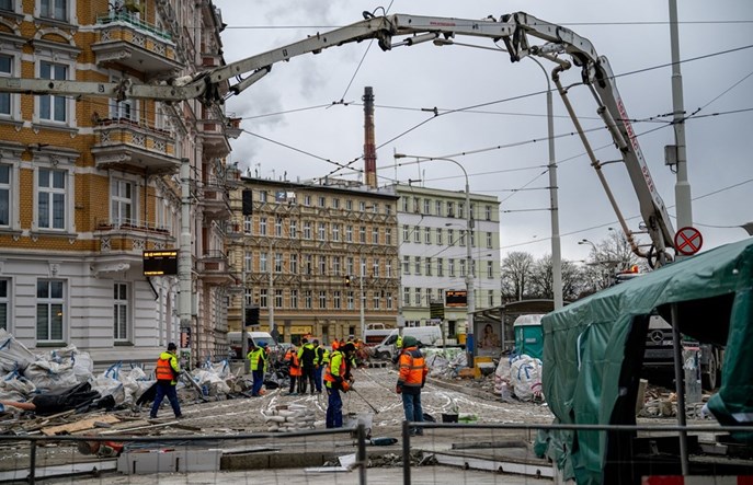Wrocław. Kolejny etap remontu torów na pl. Powstańców Wielkopolskich