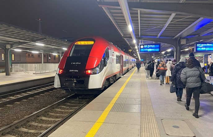 Koleje Wielkopolskie mają regioekspresy. W przypadkowych godzinach