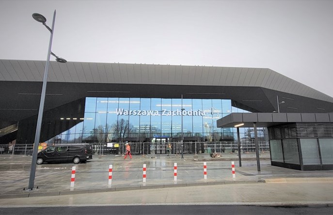 Warszawa. Autobusem już pod Dworzec Zachodni od Tunelowej