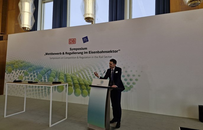 Wiceminister Infrastruktury Piotr Malepszak o kluczowych wyzwaniach i rozwiązaniach dla transportu kolejowego w Europie