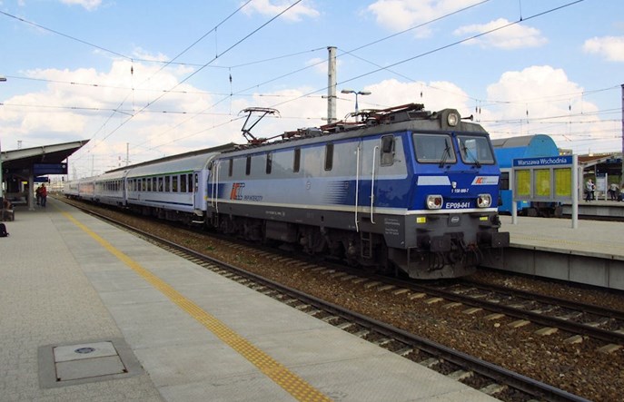 Przetarg na naprawę rewizyjną EP09 unieważniony!