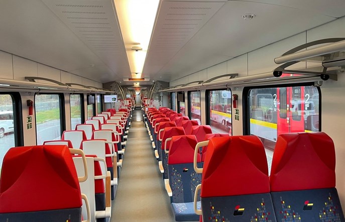 Łódzka Kolej Aglomeracyjna porozmawia z pasażerami na Messengerze